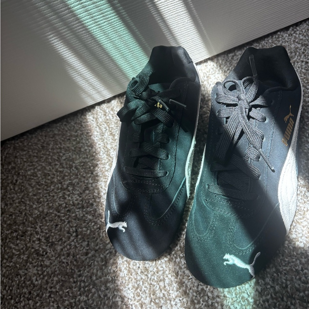 Puma Black Sneakers with Gold and White Accents - Picture 2 of 3